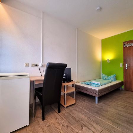 Monteurzimmer - Карлсбад Екстериор снимка